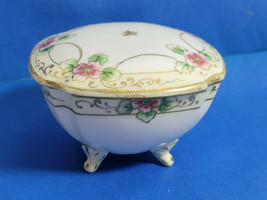 Nippon Hand Painted Porcelain Trinket Powder Box Design White with Gold - £23.85 GBP