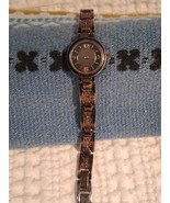 Allude Fashion Copper Look Link Bracelet Watch. New Battery - $249.27 MXN