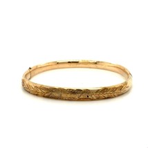 Vintage Signed 12k Gold Filled Russel Floral Etched Hinged Bangle Bracelet sz 7 - £43.52 GBP