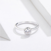 Genuine 925 Sterling Silver Round Cut Zirconia Ring - FAST SHIPPING!!! - £19.65 GBP