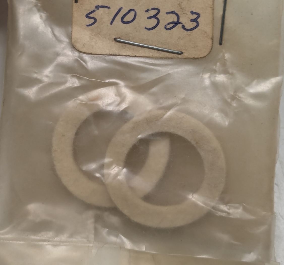 Lot of 2 Vintage NOS OEM Hobart Felt Gaskets Part# 510323 - $14.84
