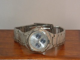 Pre-Owned Men’s Guess Waterpro Chronograph Analog Sports Watch - £30.96 GBP