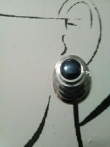 Vintage Fashion Clip Earrings Silvery Concentric Ovals W/ Hematite Cabochon - £15.98 GBP