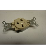 Leviton 20A 250V Narrow Single Receptacle Straight Blade Comm Grounding ... - €4,02 EUR