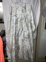 Vtg Barbizon Nightgown Robe House Coat Dress Nsv Please Read - £20.51 GBP