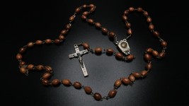 VINTAGE RELIGIOUS olive wood Relic ROSARY cross necklace river jordan Je... - $38.41