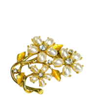 Vtg Floral Brooch Pin Gold Tone Faux Pearl Rhinestone Leaves Prongs Jewe... - $19.68