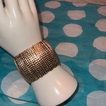 1970s Gilt Stretch Cuff Bracelet - £11.56 GBP