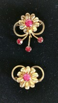 Vintage LINC 12 KT Gold Filled Pink Rhinestone Floral Brooch Pin Pendants Two - £103.90 GBP