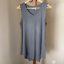 LOGO Layers Lori Goldstein Gray Sleeveless Tunic Tank Top Medium A251895 - £16.61 GBP