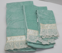 Vintage Bath Towel Set Teal With Lace With Embroidered Detail After Bath... - £19.58 GBP