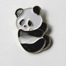 Panda Bear Lapel Pin Badge 3/4 Inch - £4.31 GBP