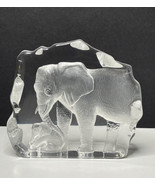 Signed Intaglio Mother Elephant Baby &amp; Elephant Paperweight Reverse Desi... - $74.15 CAD