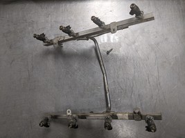 Fuel Injectors Set With Rail For 10-13 GMC Sierra 1500  5.3 12644373 - $148.45