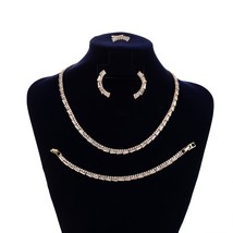 Jewelry Set HADIYANA New Fashion, Elegant And Charming Ladies NecklaceBraceletEa - £28.84 GBP