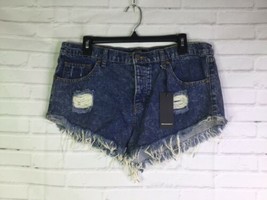 Forever 21 Womens Size 30 Distressed Frayed Raw Hem Cheeky Denim Jean Shorts NEW - £27.39 GBP