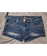 Eighty Eight Perfect Jean Shorts Women&#39;s Size 5 Distressed - $13.55 CAD