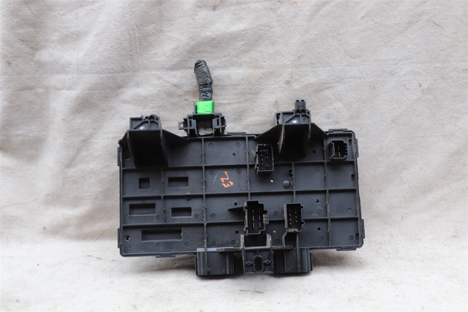Ford Lincoln Fusebox Fuse Block Box BCM Body Control Module