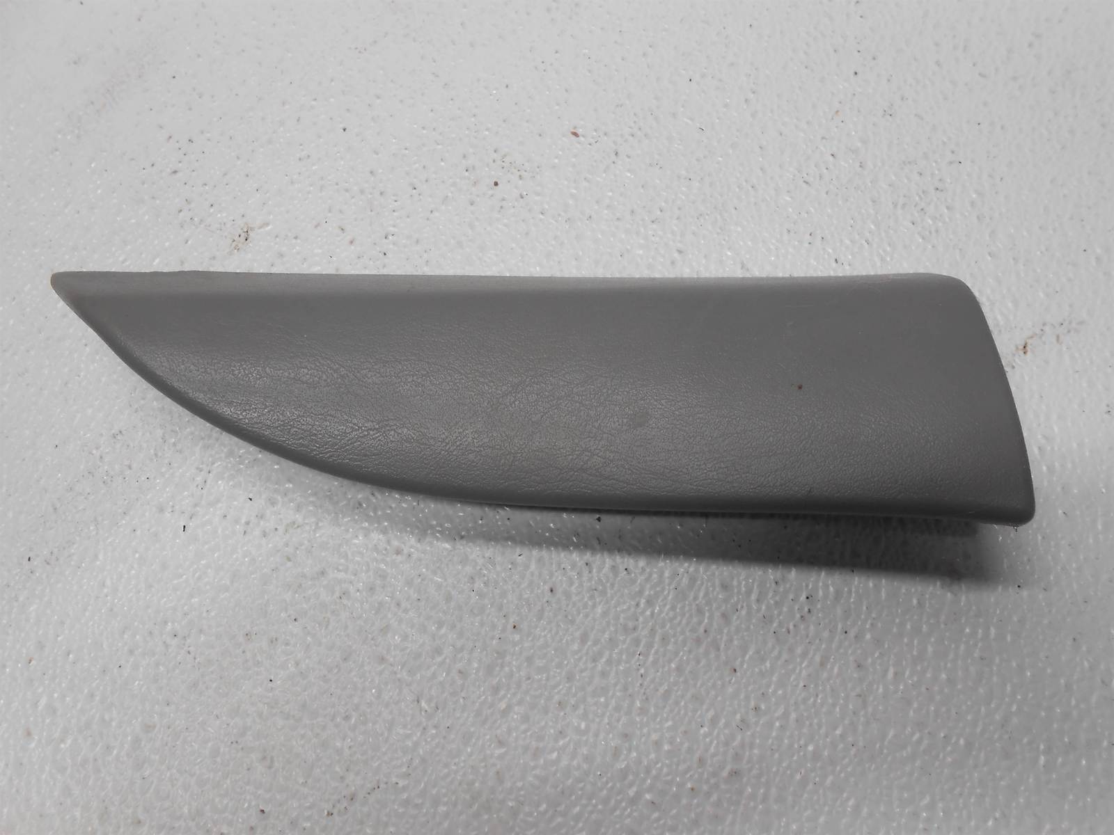 1999 Ford F250 Passenger Right Sail Pillar Interior Trim Molding F81B-17... - $24.75