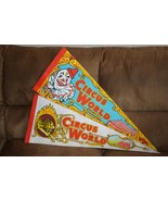 2 pennants from Circus World Florida (closed 1984 ) Blue and White - $459.15 MXN