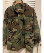 US Army Camo Field Jacket Coat Hoodie Size M Regular Cold Weather Camouf... - $74.99