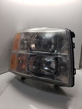 Passenger Right Headlight Fits 07-14 SILVERADO 2500 PICKUP 1385986 - $464.58 MXN