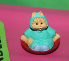 Cameron Orange Cat Sledding  Merry Mini Keepsakes 1995 Figurine Hallmark QFM8199 - $19.79