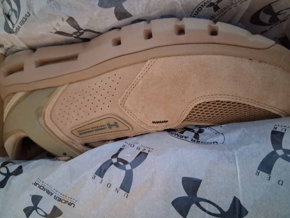 Under Armour UA Summit Trek Suede  Men's Sneakers Size 10.5M Item image 3