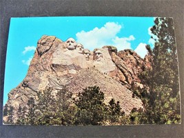 Mt. Rushmore National Monument in South Dakota-1968 Postmarked Postcard. - £6.95 GBP