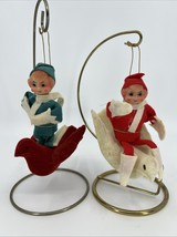 2 RARE VTNG Christmas Elf Pixie Knee Hugger Green Red Felt Flying Flocke... - €43,27 EUR