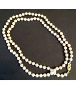 FAUX CREAM PEARL Necklace 30&quot; Opera length KNOTTED GLASS Beads Gold Plat... - $243.66 MXN