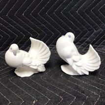 One Pair Vintage Art Pottery Glazed Ceramic White Dove Birds - £8.33 GBP