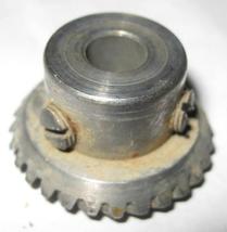 Singer 201 Rotating Hook Driving Shaft Bevel Gear Front Right Hand Spiral #45852 - $5.00