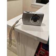 CANON PowerShot SD550 Digital 7.1 MP ELPH Camera - £125.82 GBP