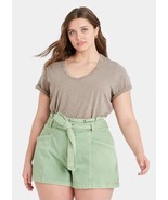 Women&#39;s Plus Size  Gray 2X Short Sleeve V Neck T-Shirt  Universal Thread - $202.10 MXN
