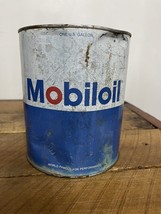 Vintage FULL Mobiloil 1 Gallon Empty Metal Gas Grease Oil 1 Gallon Mobil... - $184.33 CAD