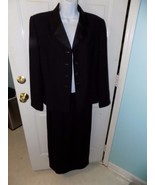 Le Suit Black Two Button Blazer/Skirt Suit Set Size 10 Women&#39;s EUC - $151.01 CAD