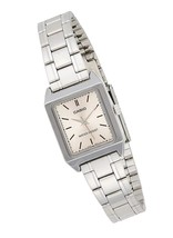 Casio Wristwatch - £143.19 GBP