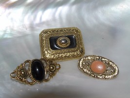 Estate Lot of 3 Small Black or Peach Enamel or Plastic Cab in Ornate Goldtone  - £9.63 GBP