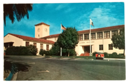 California State Polytechnic College Old Car Colourpicture UNP Postcard c1960s - £6.38 GBP
