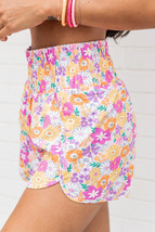 Pink Boho Floral Shirred High Waist Casual Shorts - $209.21 MXN