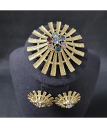 READ Vtg Emmons  Gold Tone Brooch &amp; Earring Set Multicolor Rhinestones S... - $52.43 CAD