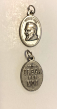 Padre Pio  Silver tone oval medal,  New from Italy #MD-016 - $1.68