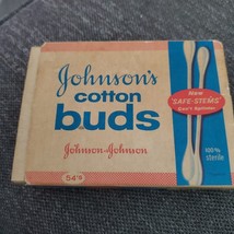 Vintage Johnson&#39;s Cotton Buds J&amp;J Q-tips Nostalgic Prop  Contains 43 Buds Swabs - £29.51 GBP