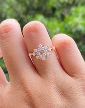 Snowflake Star Shaped Ring, Snow Flower Wedding Art Deco Bridal Vintage Ring  - $124.36