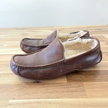 Ugg Ascot Men’s Brown Genuine Leather Sheepskin Lined Leather Slippers Size 10 - $85.49