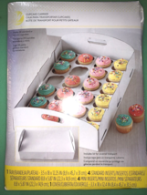 Wilton Folding Tray Cupcake Box White - $237.26 MXN
