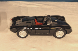 Maisto 1:18  Black Porsche 550 A Spyder Convertible Diecast Model - £11.59 GBP