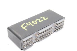 86-93 MERCEDES-BENZ W124 300E Lighting Relay Control Module F4022 image 8
