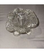 Vintage Free Standing Blown Art Glass Lilly Bud Vase Clear 6&quot; Tall x 6 1... - $727.36 MXN